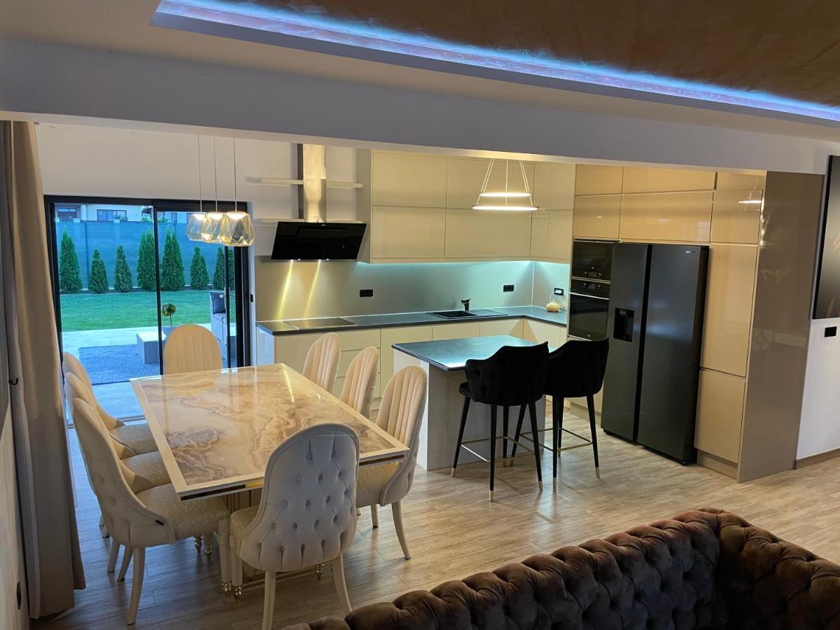 Class Luxury Residence Satu Mare Exterior foto